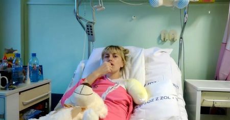 Ukrainka po wypadku w pracy straciła rękę. "To jest młoda dziewczyna, chce normalnie funkcjonować"