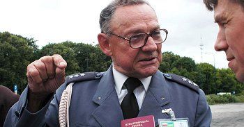 Autokar z kombatantami zawrócony przez Ukraińców