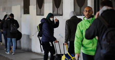 Koronawirus w Europie. Pierwszy przypadek śmierci obywatela Francji