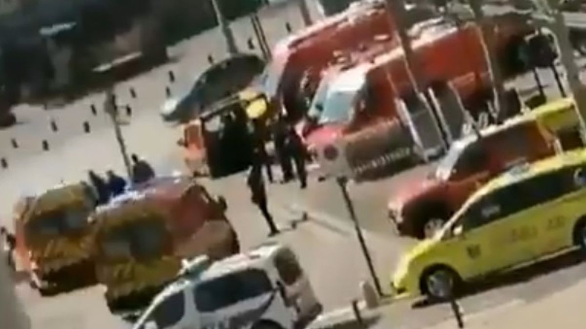 Francja. Uzbrojony sprawca zabił 2 osoby.