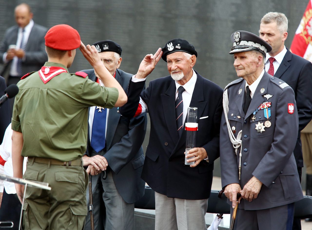 Tak Niemcy wykluczyli powstańców z listy odszkodowań wojennych. Powód biedy weteranów