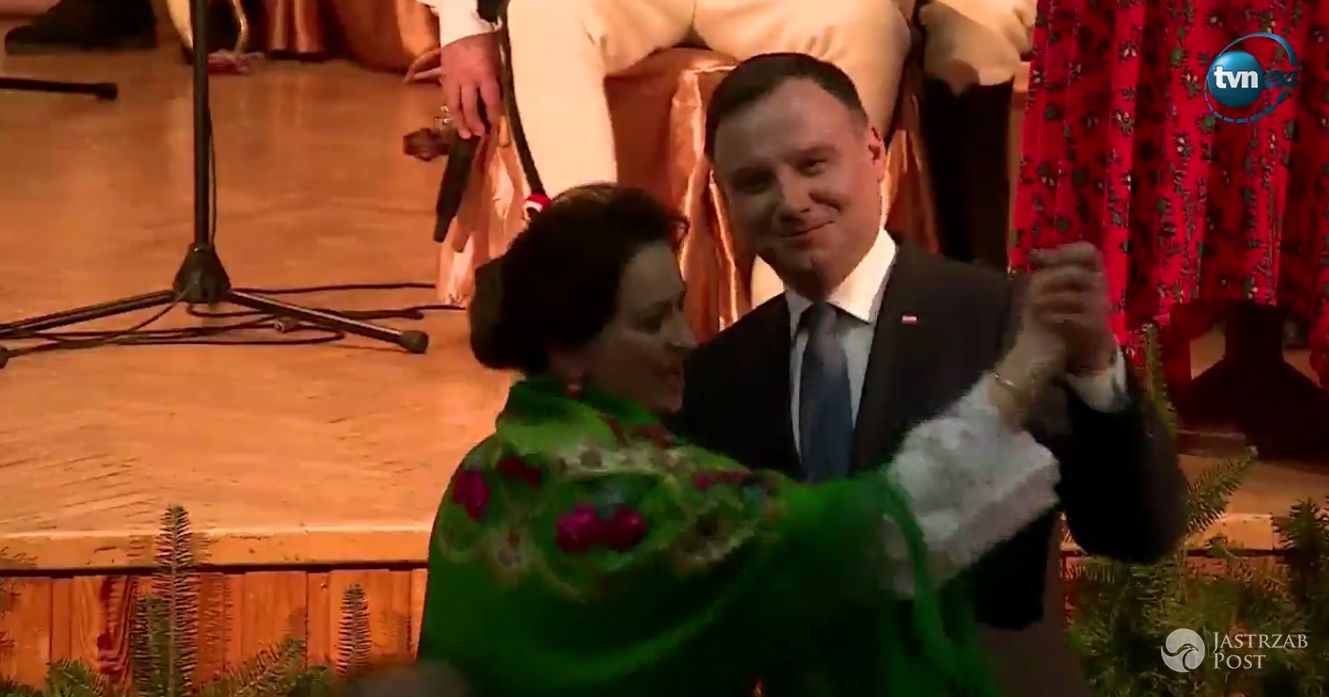 Andrzej Duda tańczy na  Dudaskich ostatkach / screen TVN24