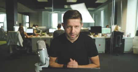 Polski startup Brand24 ucierpiał na polityce Facebooka. Jego kurs giełdowy spada