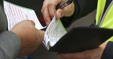 Najczęściej popełniane przez kierowców wykroczenia. Nie tylko przekraczanie prędkości