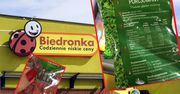 Tajemnicze dziurki w mrożonkach z Biedronki. Sieć odpowiada
