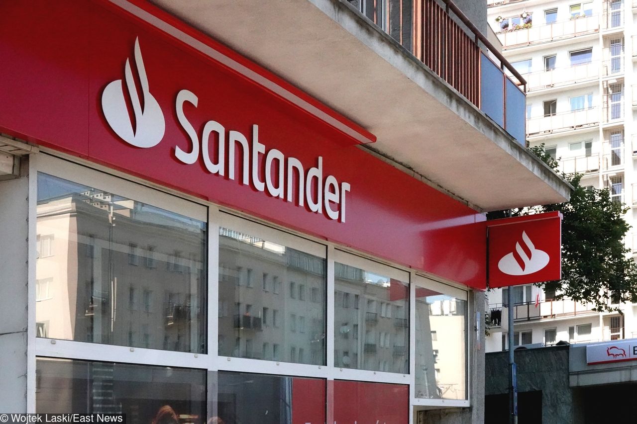 Problemy w banku Santander. Nie można skorzystać z bankomatu [AKTUALIZACJA]