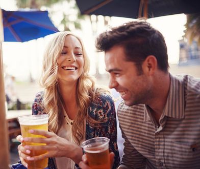 Czułe słówka za pieniądze. Jedno "kotku" wystarczy, żeby pójść z torbami