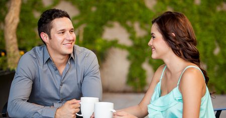 Jak nie Tinder, to co? Oto najlepsze aplikacje randkowe w Polsce
