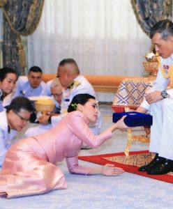 Król Tajlandii ożenił się z szefową ochrony. Nikt nie odważy się już krytykować związku