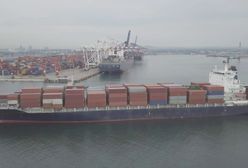 Wybuch na statku w Tajlandii. Okolicę pokrył nieznany, biały pył