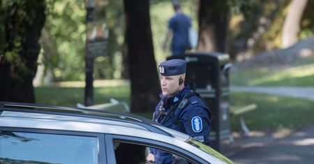 Finlandia. Napastnik wtargnął z mieczem do szkoły w Kuopio. Jedna osoba nie żyje, są ranni