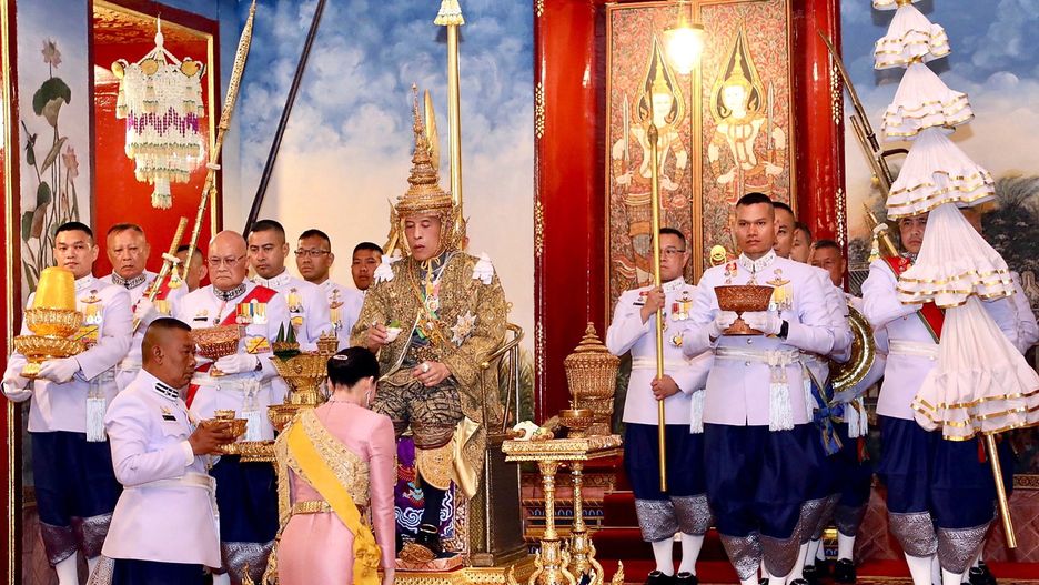 Przygotowania do ceremonii koronacji trwały prawie trzy lata.