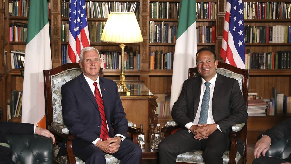 Mike Pence i Leo Varadkar spotkali się 3 września w Dublinie.