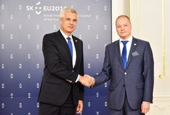 Finlandia: wiceminister jechał w bagażniku. Został pouczony przez policję