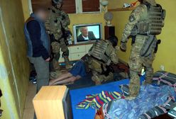 Policja rozbiła duży gang narkotykowy z Wołomina. Zatrzymano 32 osoby