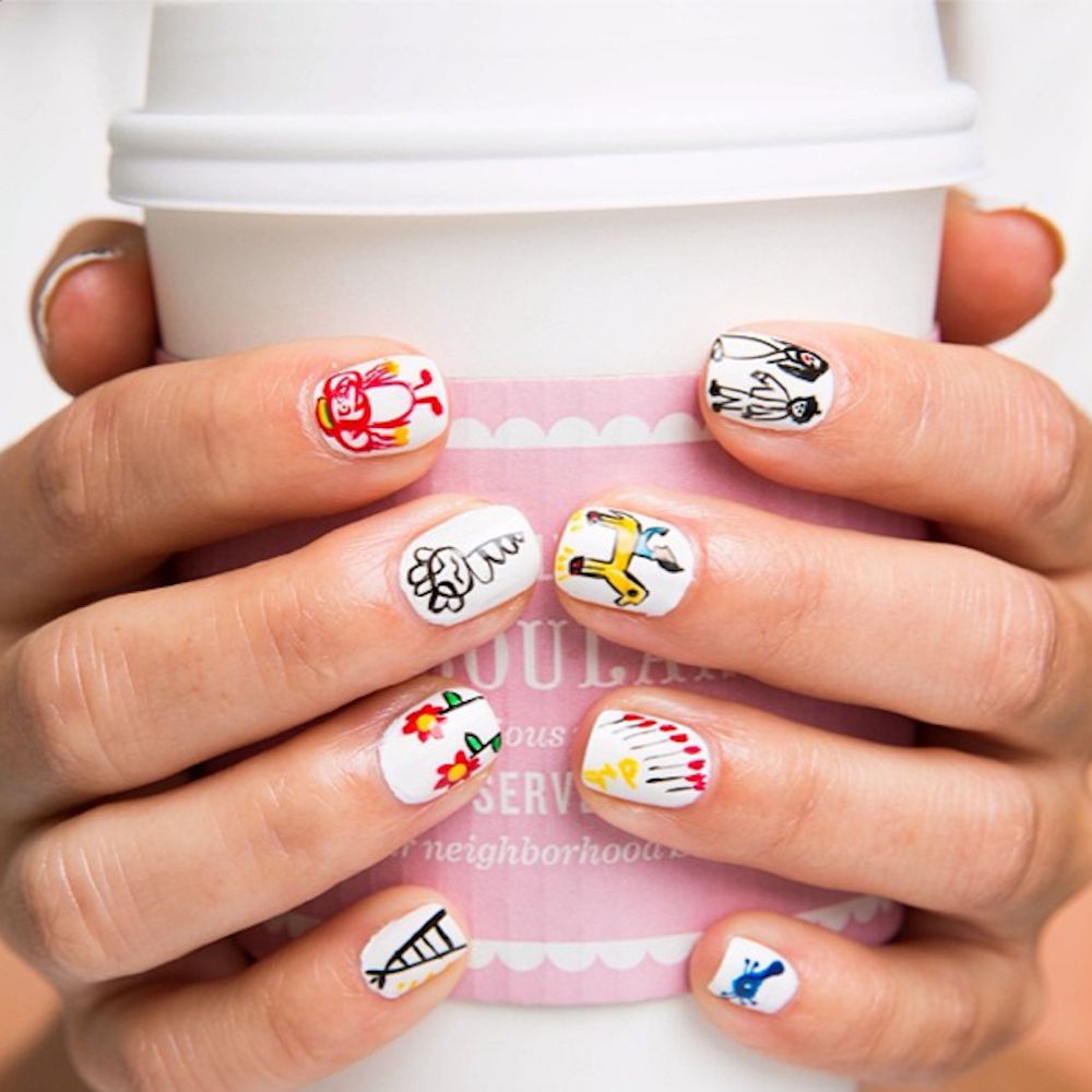 Manicure inspirowany ślubem Angeliny Jolie i Brada Pitta 

Fotografia: screen z Instagram.com