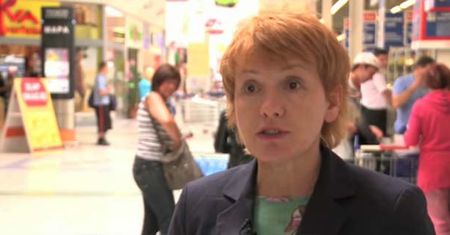 Potrzebują ludzi do pracy w marketach (WIDEO)