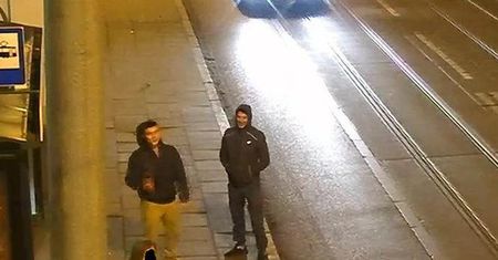 Łódź. Troje młodych przestępców okradło kobietę. Trwają poszukiwania