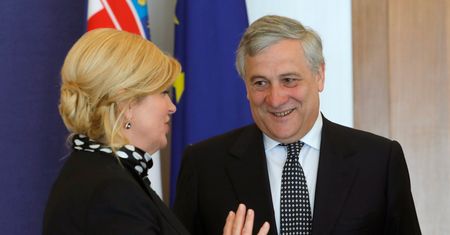 Szef PE grozi krajom, które nie chcą przyjąć uchodźców