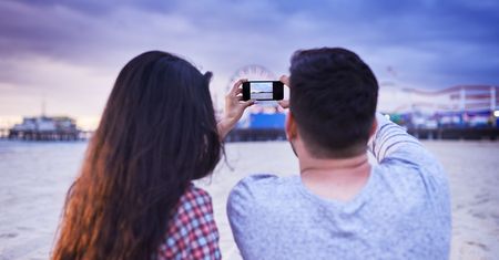 Miłość w mediach społecznościowych, czyli emocjonalny ekshibicjonizm