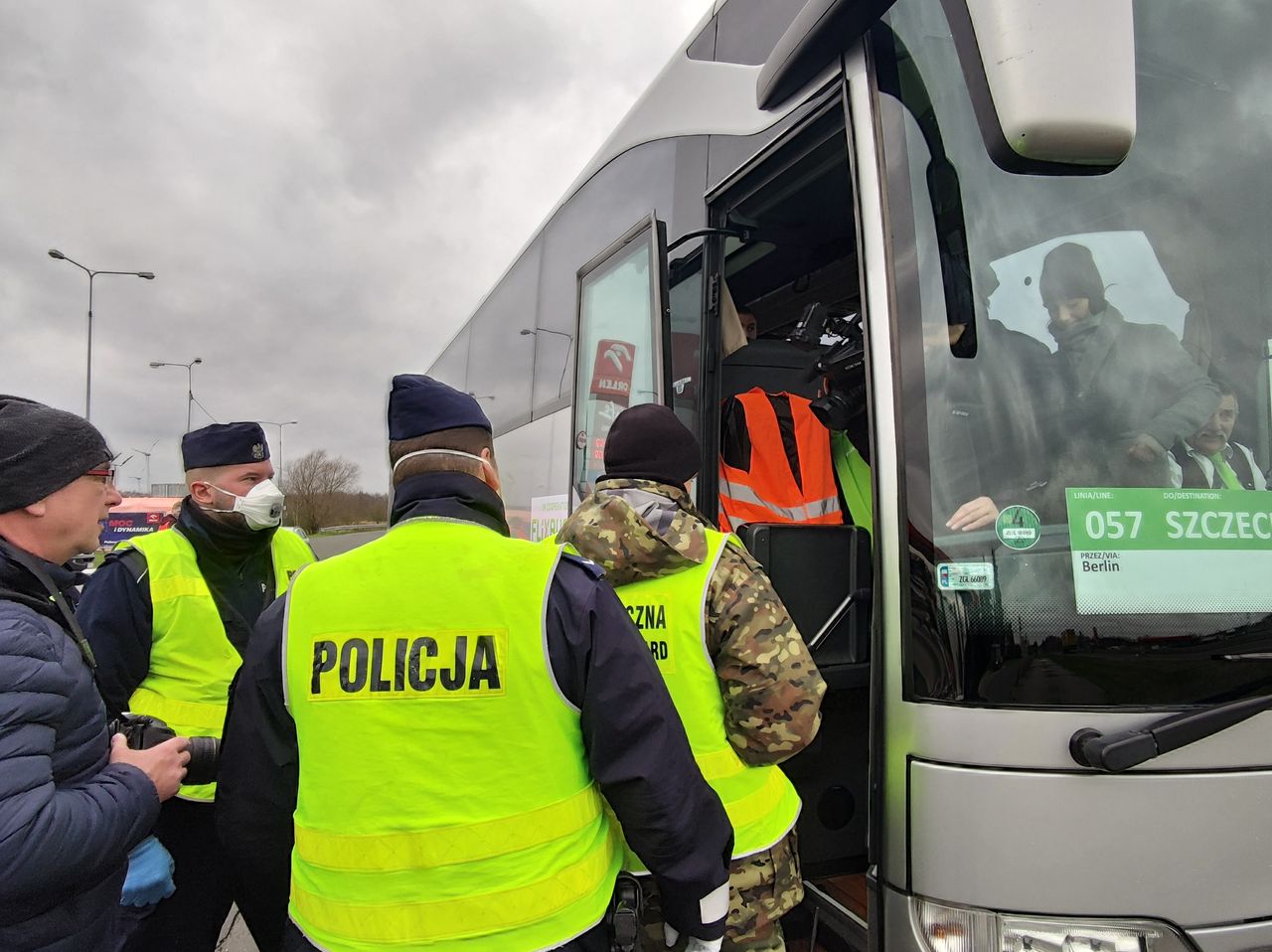 Koronawirus w Polsce. Przejechałem przez granicę. Pierwsza kontrola po 40 minutach