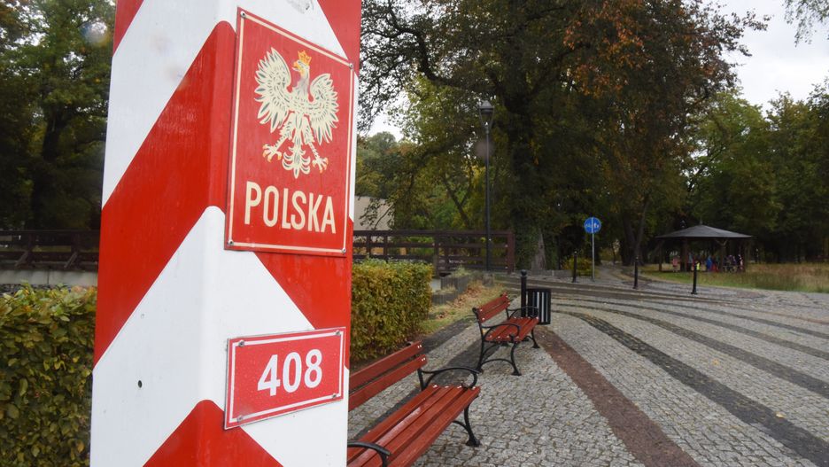 Niemiecki dziennik opisuje fenomen migracyjny do krajów Grupy Wyszehradziej