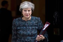 Lekcja pokory dla Theresy May. Co dalej z jej partią?