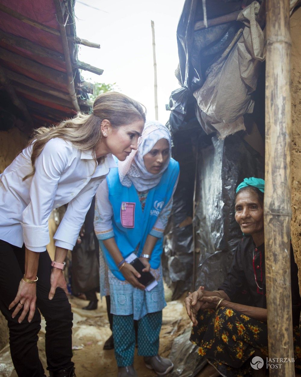 Królowa Jordanii Rania spotkała się z uchodźcami w Bangladeszu