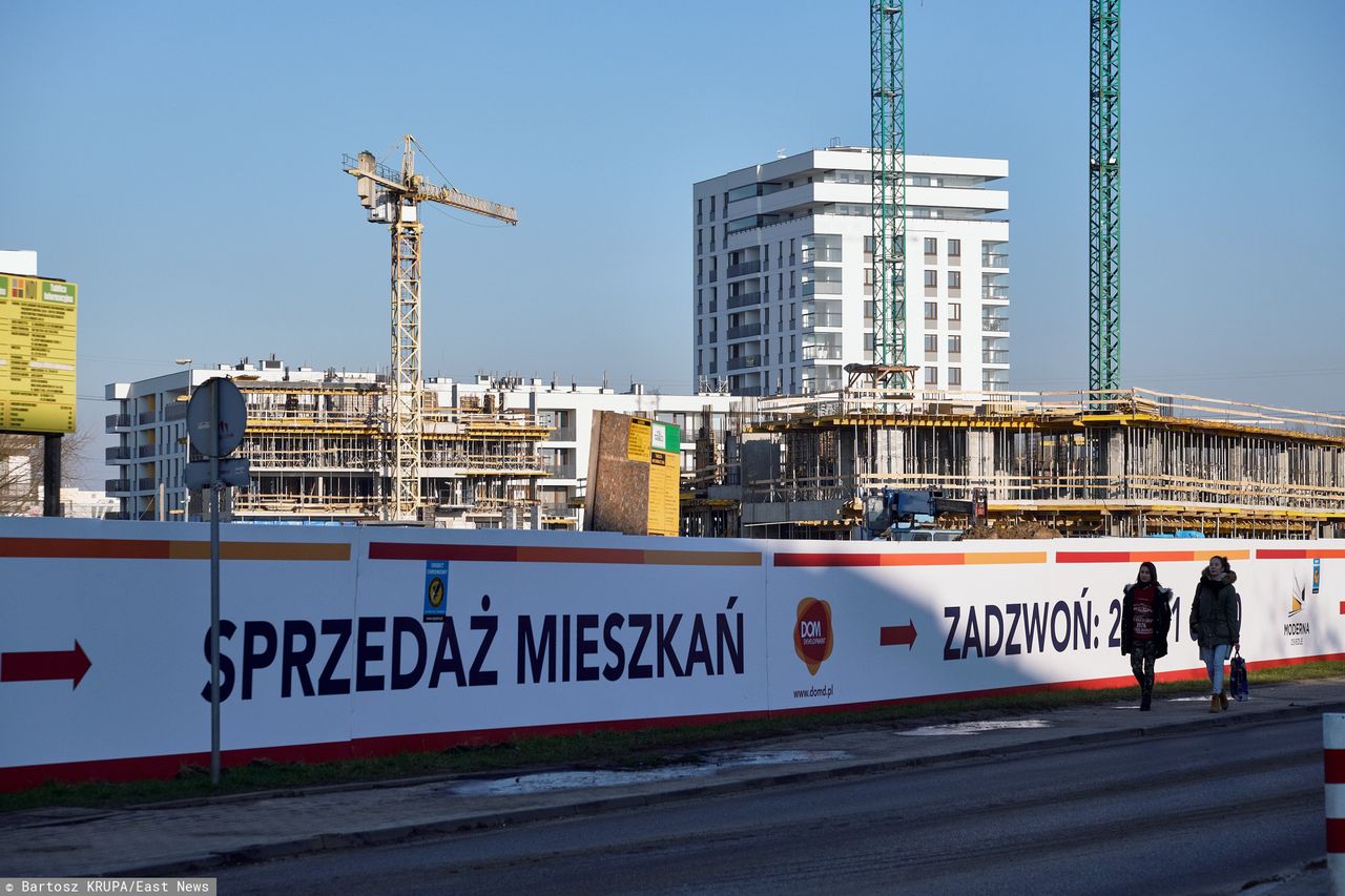 Ceny mieszkań rekordowo wysokie. Wyjątkiem jedno duże miasto