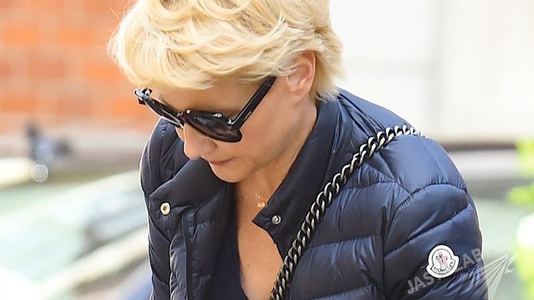 Małgorzata Kożuchowska z nianią i synem Jasiem na spacerze