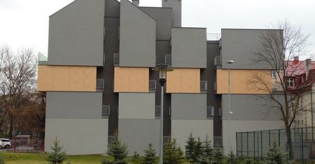 Apartamenty z widokiem na sąsiada. Oryginalna nieruchomość w Krakowie