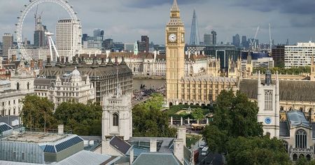 Ważą się losy brexitu. Stracą na nim i Londyn, i Bruksela