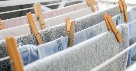 Suszyłeś kiedyś pranie metodą japońską? Tak schnie o wiele szybciej