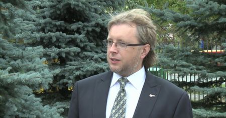 Coraz więcej firm korzysta z badań tajemniczego klienta (WIDEO)