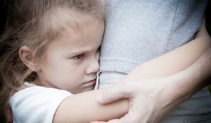 Samotni rodzice muszą wybrać: albo alimenty albo 500+. Dwóch świadczeń nie dostaną