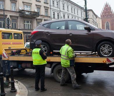Przepisy o odholowanych samochodach niekonstytucyjne. Wyrok Trybunału Konstytucyjnego