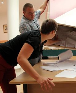 Praca w komisji wyborczej: kto może liczyć głosy, ile można zarobić