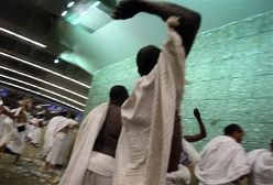 Muzułmańscy pielgrzymi odprawili rytuał kamienowania