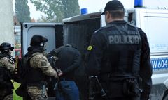 Cegłów. Obława na złodziei i wybuch bankomatu. Akcja antyterrorystów