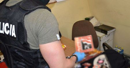 Gdańsk. Podejrzani o rasistowskie napisy na barach wegańskich zatrzymani