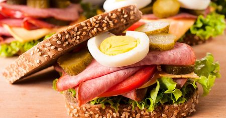 Najskuteczniejsza dieta - jak i co jeść, żeby szybko schudnąć?