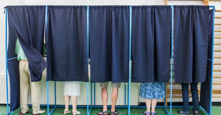 Wojna polsko-polska, czyli jak rozmawiać o polityce i się nie pozabijać