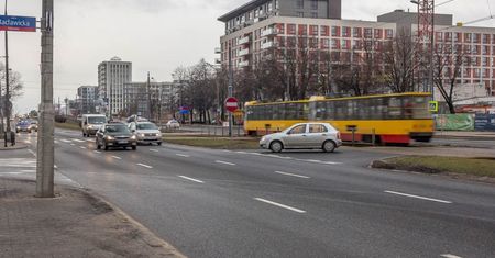 Przebudują skrzyżowanie ulic Grójeckiej, Harfowej i Racławickiej