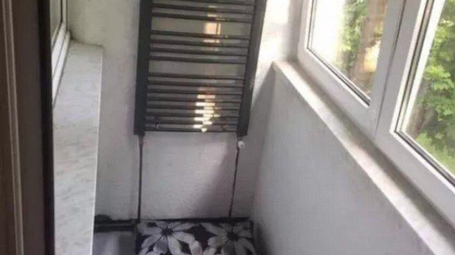 W "pokoju", który znalazł się w ofercie, nie ma nawet łóżka.