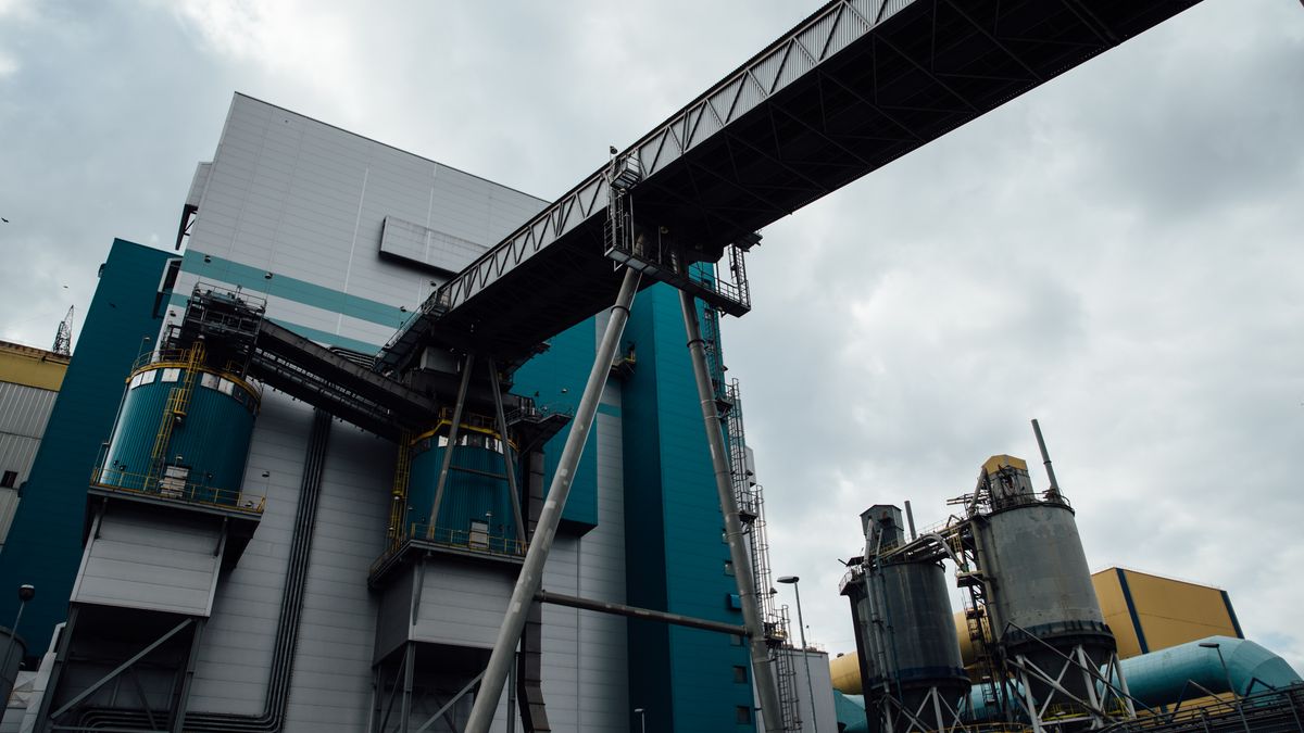 Elektrownia Połaniec. Pracownik firmy, działającej na jej terenie, popełnił samobójstwo.