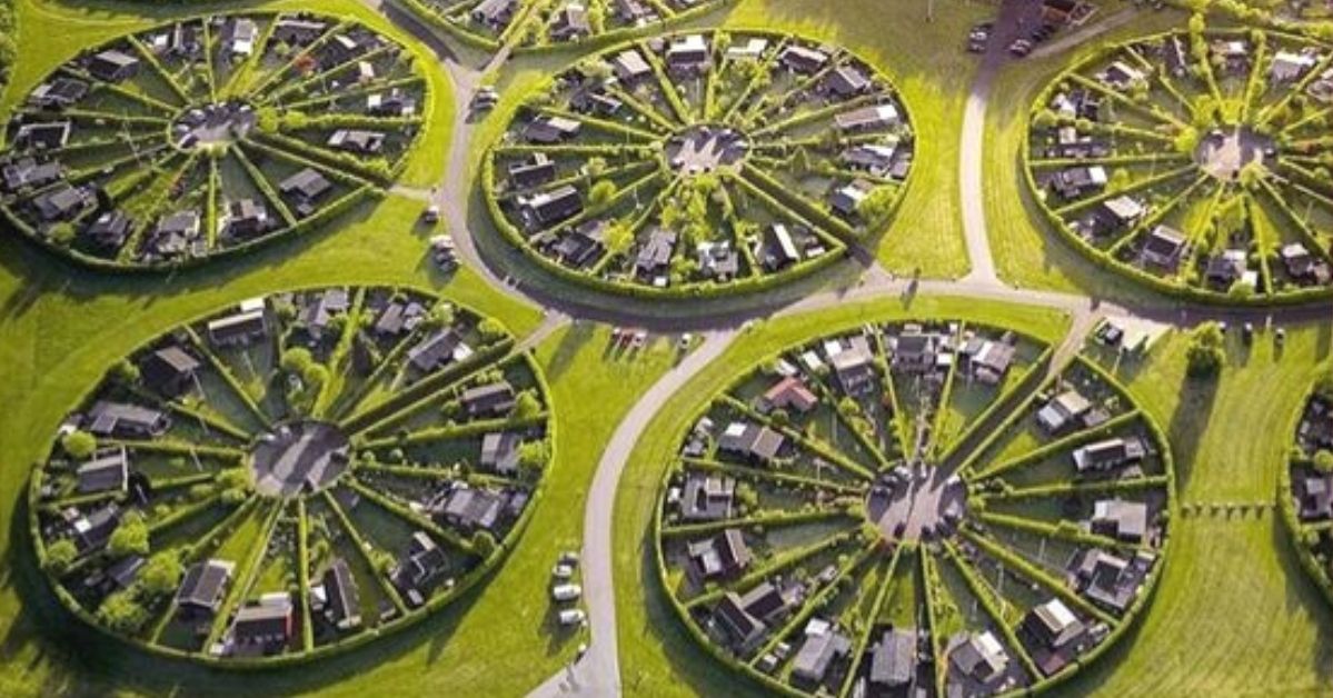 Osiedla w kształcie UFO. Miejsce w Danii jak z filmu science fiction uznawane za idealne do życia