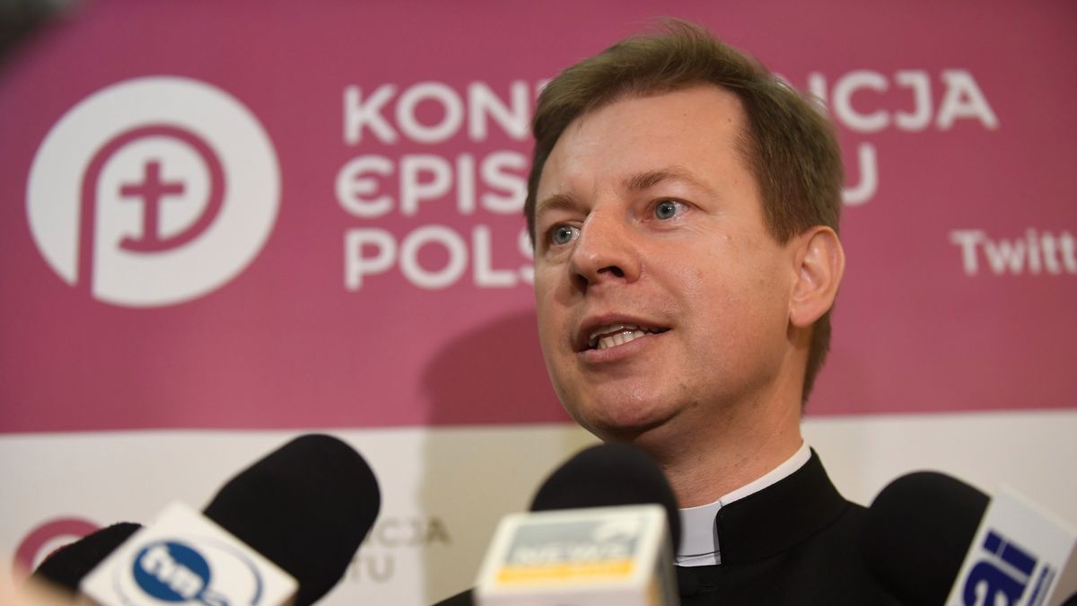 Koronawirus oczami KEP. Rzecznik Episkopatu nie wyobraża sobie, by wierni opuścili kościoły 