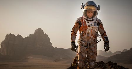 Dlaczego to zawsze Chińczycy w hollywoodzkich filmach ratują świat? Nie jest to przypadek