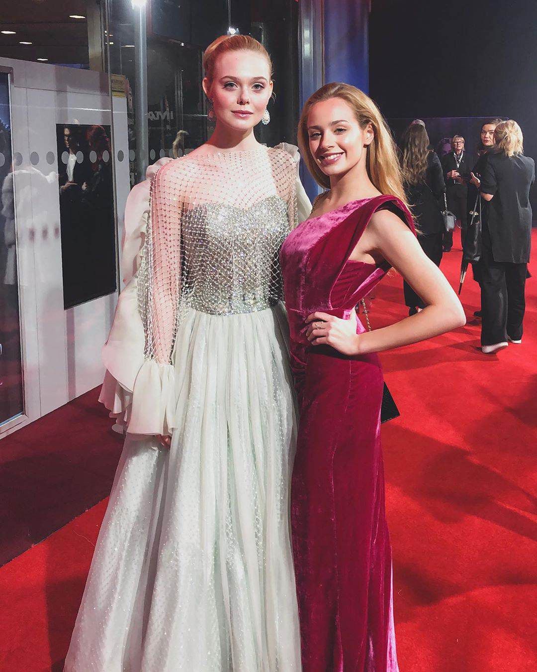 Wiktoria Gąsiewska i Elle Faning