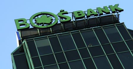 BOŚ Bank dyskryminuje pracowników? Starsi za dużo kosztują, lepiej brać stażystów